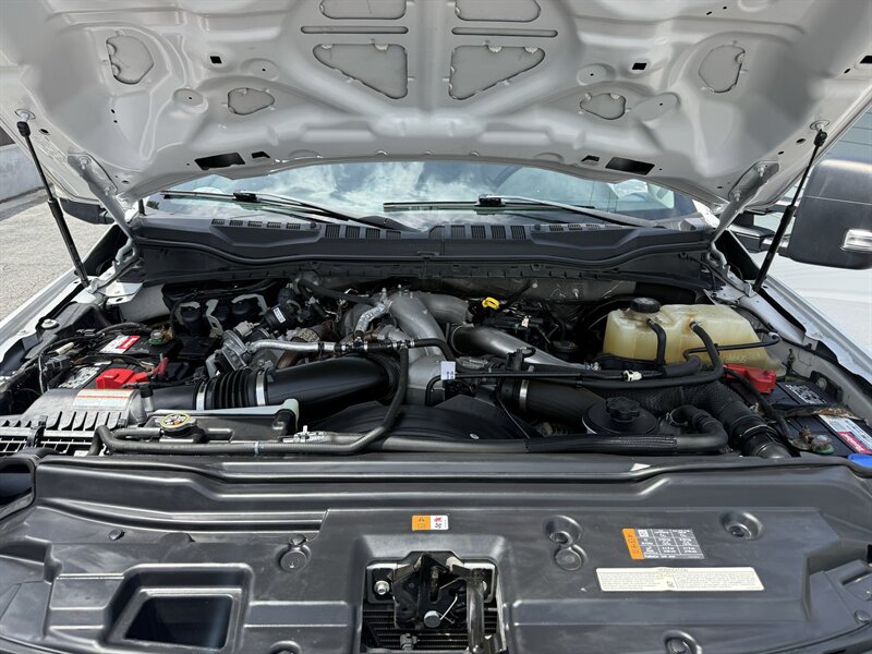 2022 Ford F-350 Super Duty XL - Photo 4 - Nashville, TN 37210