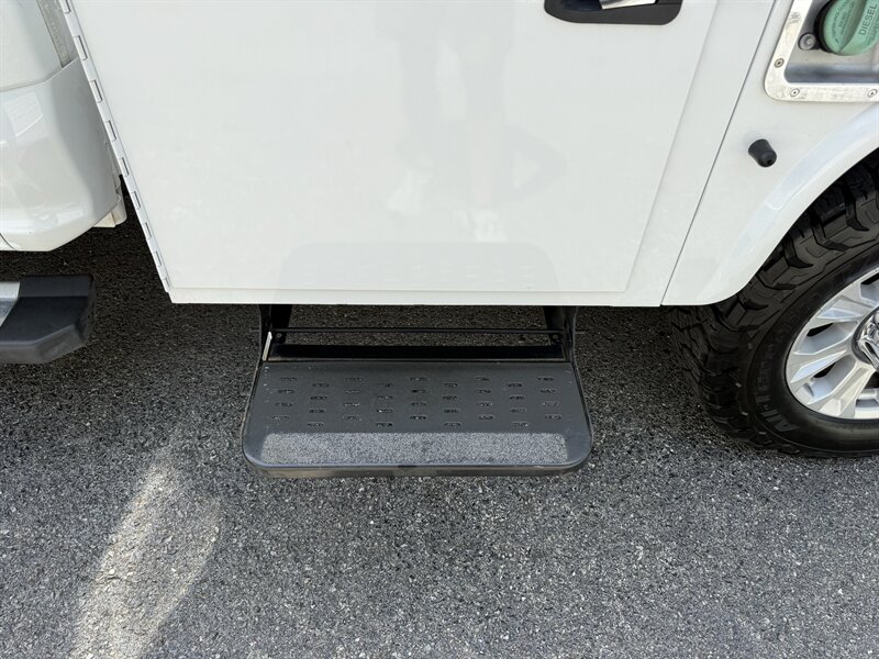 2022 Ford F-350 Super Duty XL - Photo 6 - Nashville, TN 37210