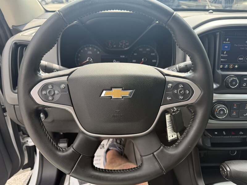 2020 Chevrolet Colorado LT photo 6