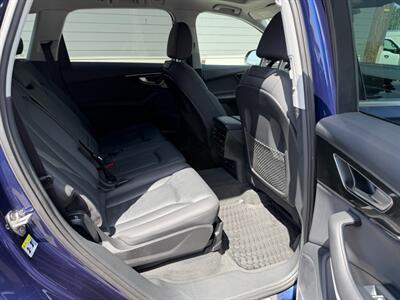 2022 Audi Q7 quattro Premium Plus 55 T   - Photo 33 - Nashville, TN 37210