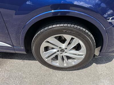 2022 Audi Q7 quattro Premium Plus 55 T   - Photo 12 - Nashville, TN 37210