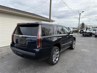 2019 Cadillac Escalade Premium Luxury   - Photo 8 - Nashville, TN 37210