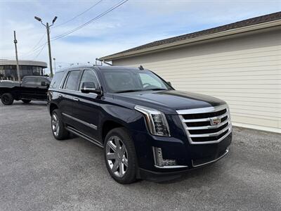 2019 Cadillac Escalade Premium Luxury   - Photo 2 - Nashville, TN 37210