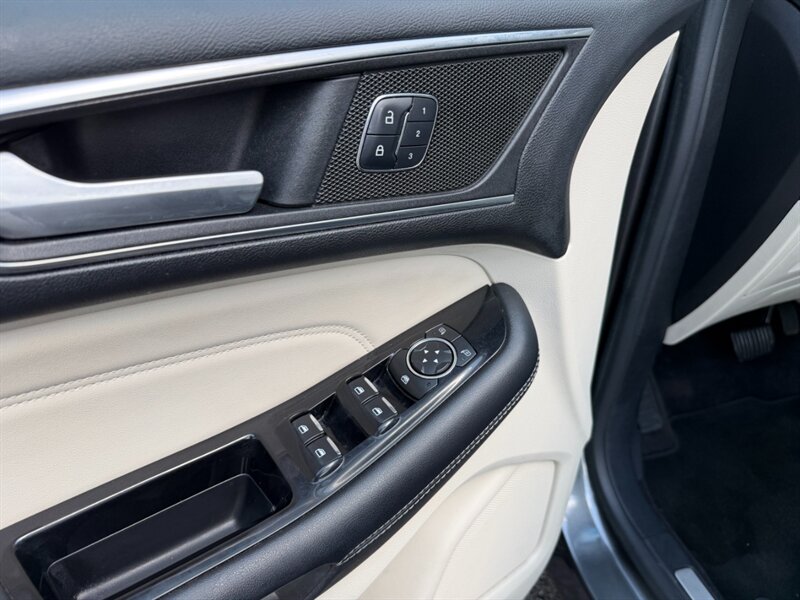 2016 Ford Edge Titanium - Photo 16 - Nashville, TN 37210