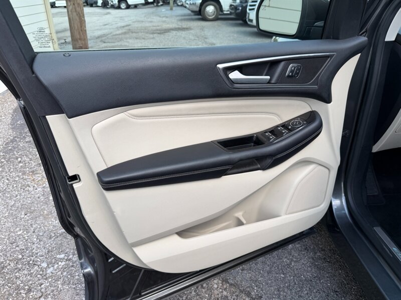 2016 Ford Edge Titanium - Photo 15 - Nashville, TN 37210