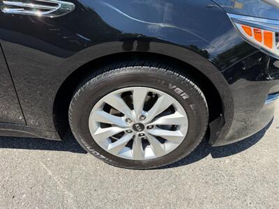 2017 Kia Optima LX   - Photo 13 - Nashville, TN 37210