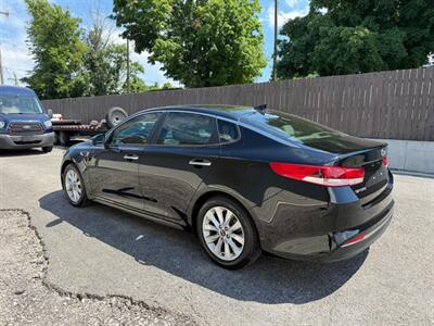 2017 Kia Optima LX   - Photo 8 - Nashville, TN 37210