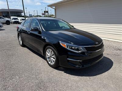 2017 Kia Optima LX   - Photo 4 - Nashville, TN 37210