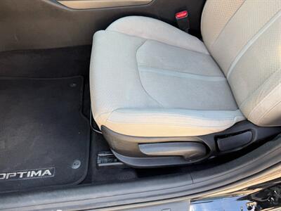 2017 Kia Optima LX   - Photo 19 - Nashville, TN 37210