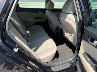 2017 Kia Optima LX   - Photo 24 - Nashville, TN 37210