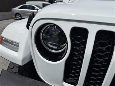 2023 Jeep Gladiator Overland   - Photo 14 - Nashville, TN 37210