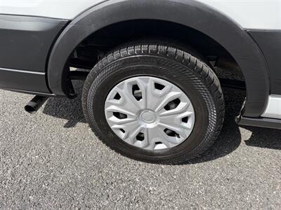 2024 Ford Transit 350 XLT  MEDIUM ROOF 15 PASSENGER - Photo 11 - Nashville, TN 37210