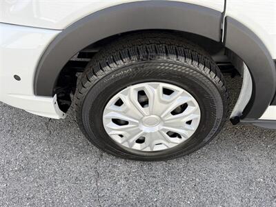 2024 Ford Transit 350 XLT  MEDIUM ROOF 15 PASSENGER - Photo 13 - Nashville, TN 37210