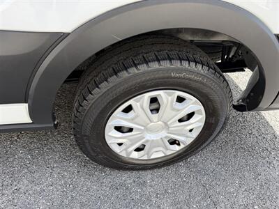 2024 Ford Transit 350 XLT  MEDIUM ROOF 15 PASSENGER - Photo 14 - Nashville, TN 37210