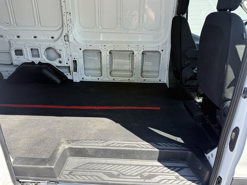 2023 Ford Transit 150 - Photo 13 - Nashville, TN 37210