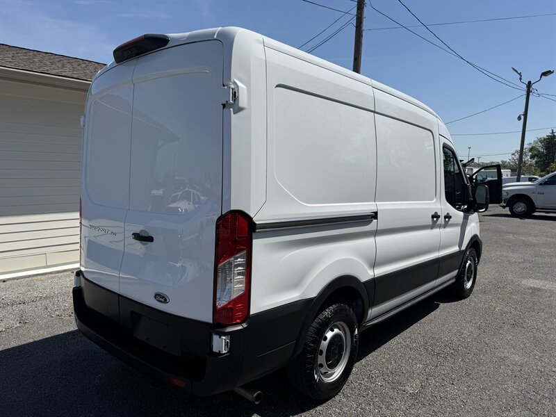 2023 Ford Transit 150 - Photo 8 - Nashville, TN 37210