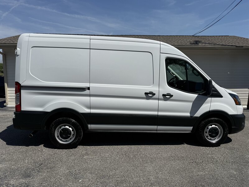 Oxford White 2023 Ford Transit Cargo 150 Medium Roof LB RWD Van Rear-Wheel Drive Automatic