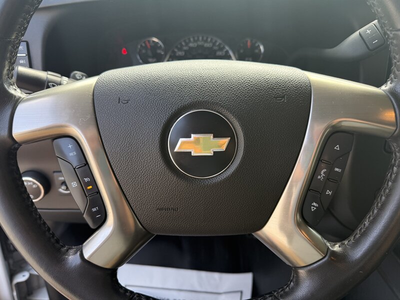 2018 Chevrolet Express 2500 Van photo 19