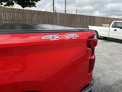 2022 Chevrolet Silverado 1500 LT   - Photo 8 - Nashville, TN 37210