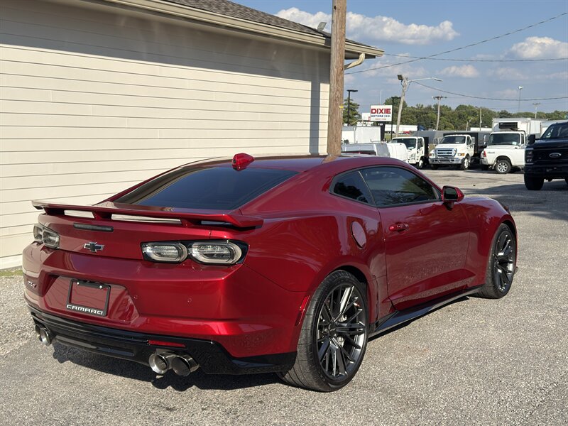 2021 Chevrolet Camaro ZL1 Coupe photo 7