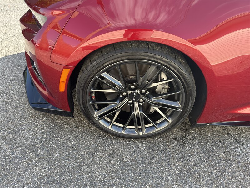 2021 Chevrolet Camaro ZL1 Coupe photo 10