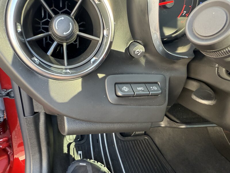 2021 Chevrolet Camaro ZL1 Coupe photo 26