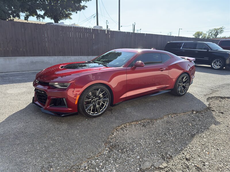 2021 Chevrolet Camaro ZL1 Coupe photo 4