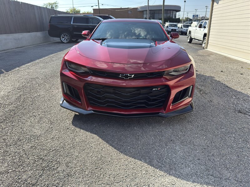 2021 Chevrolet Camaro ZL1 Coupe photo 3