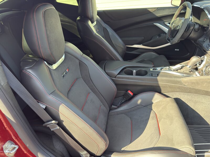 2021 Chevrolet Camaro ZL1 Coupe photo 25