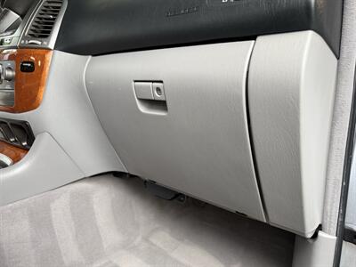 2005 Lexus LX 470 - Photo 61 - Nashville, TN 37210