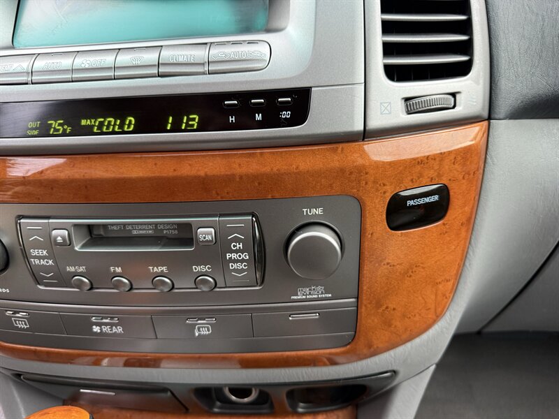 2005 Lexus LX 470 - Photo 48 - Nashville, TN 37210