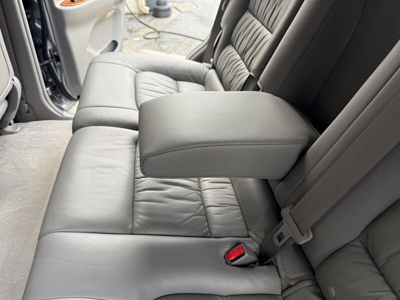 2005 Lexus LX 470 - Photo 75 - Nashville, TN 37210