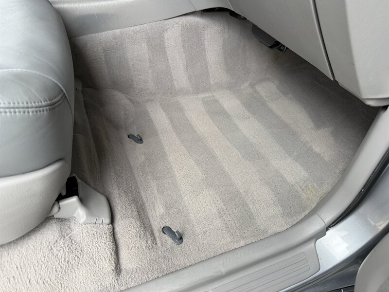 2005 Lexus LX 470 - Photo 67 - Nashville, TN 37210