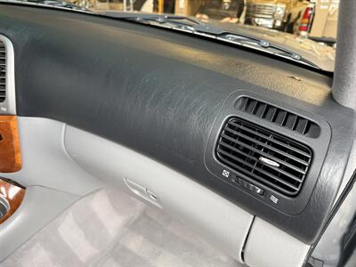 2005 Lexus LX 470 - Photo 63 - Nashville, TN 37210