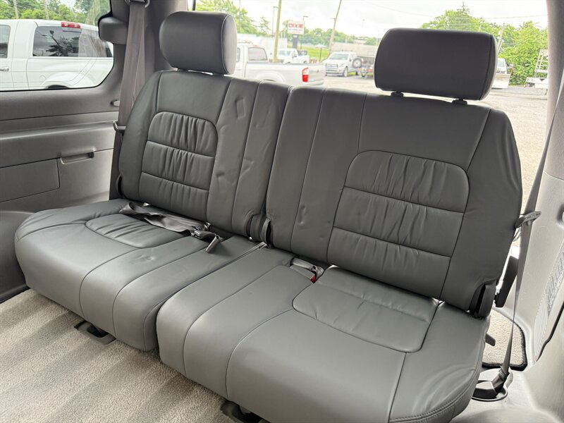 2005 Lexus LX 470 - Photo 79 - Nashville, TN 37210