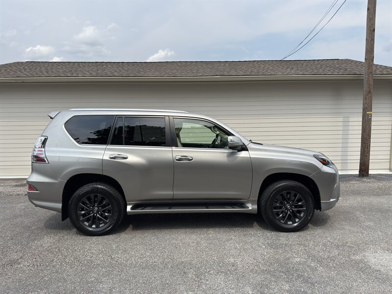 2020 Lexus GX 460 - Photo 1 - Nashville, TN 37210