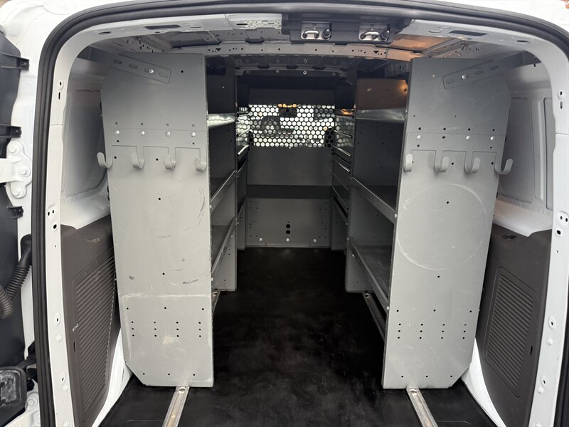 2022 Ford Transit Connect XL - Photo 13 - Nashville, TN 37210