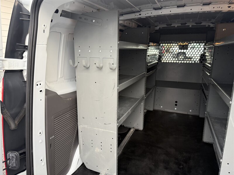 2022 Ford Transit Connect XL - Photo 16 - Nashville, TN 37210