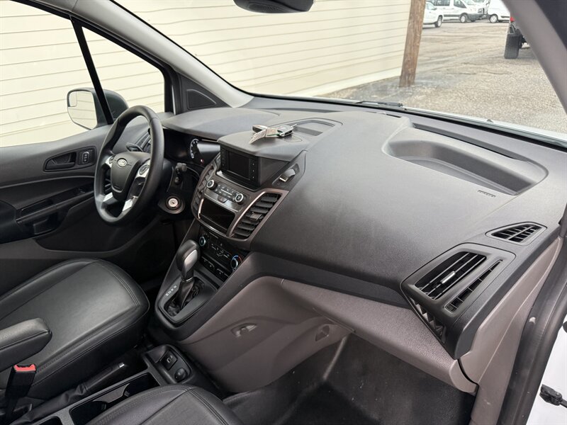 2022 Ford Transit Connect XL - Photo 7 - Nashville, TN 37210
