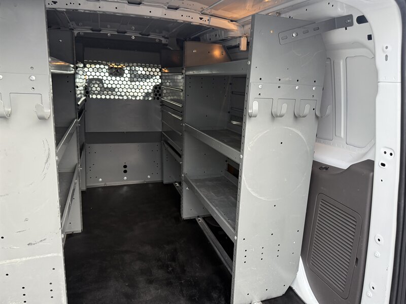 2022 Ford Transit Connect XL - Photo 15 - Nashville, TN 37210
