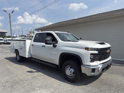 2024 Chevrolet Silverado 3500 Work Truck   - Photo 2 - Nashville, TN 37210