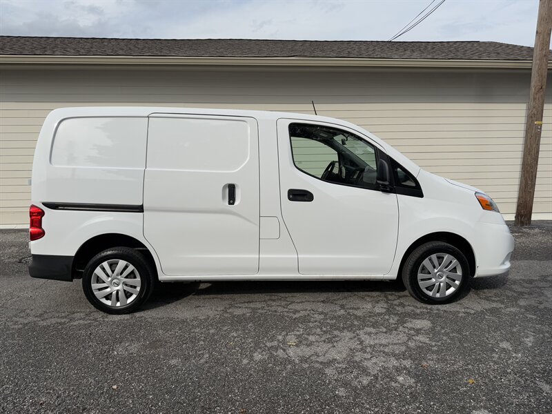 2021 Nissan NV200 S  