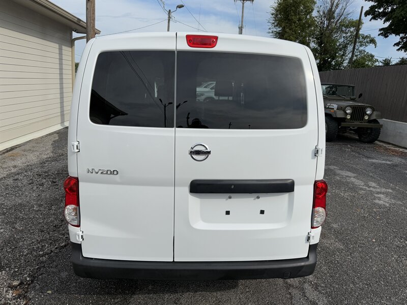 2021 Nissan NV200 S photo 11