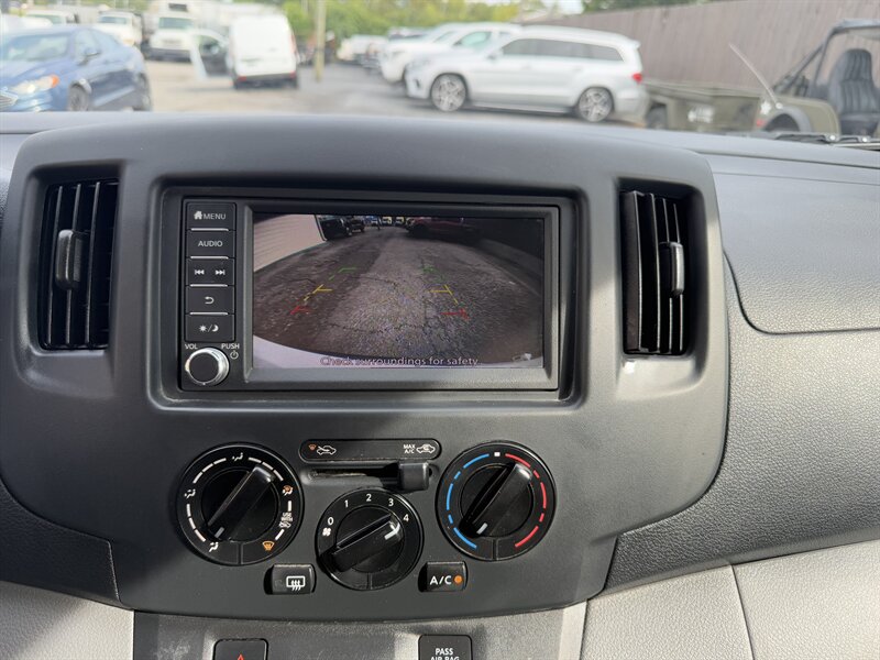 2021 Nissan NV200 S photo 4