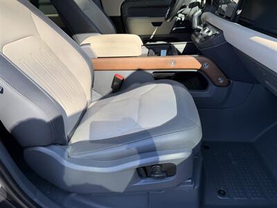 2022 Land Rover Defender 90 X-Dynamic SE   - Photo 30 - Nashville, TN 37210