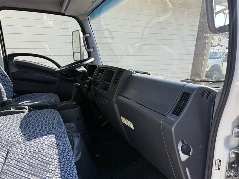 2024 Isuzu NPR HD - Photo 14 - Nashville, TN 37210