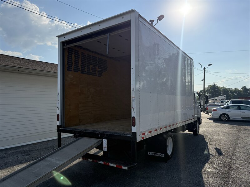 2024 Isuzu NPR HD - Photo 37 - Nashville, TN 37210