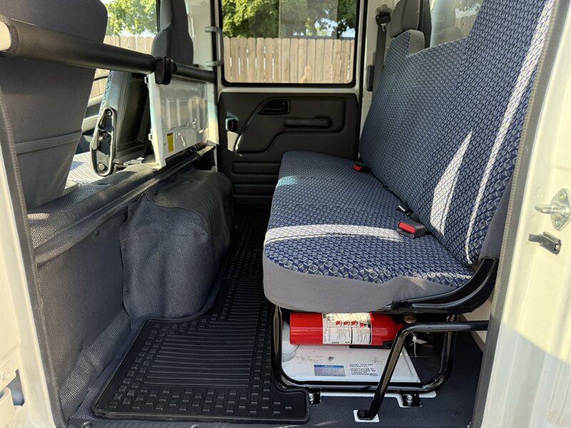 2024 Isuzu NPR HD - Photo 24 - Nashville, TN 37210