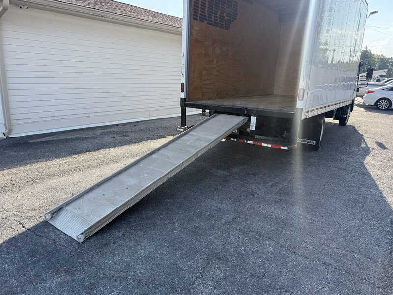 2024 Isuzu NPR HD - Photo 38 - Nashville, TN 37210