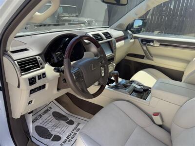 2018 Lexus GX 460   - Photo 15 - Nashville, TN 37210
